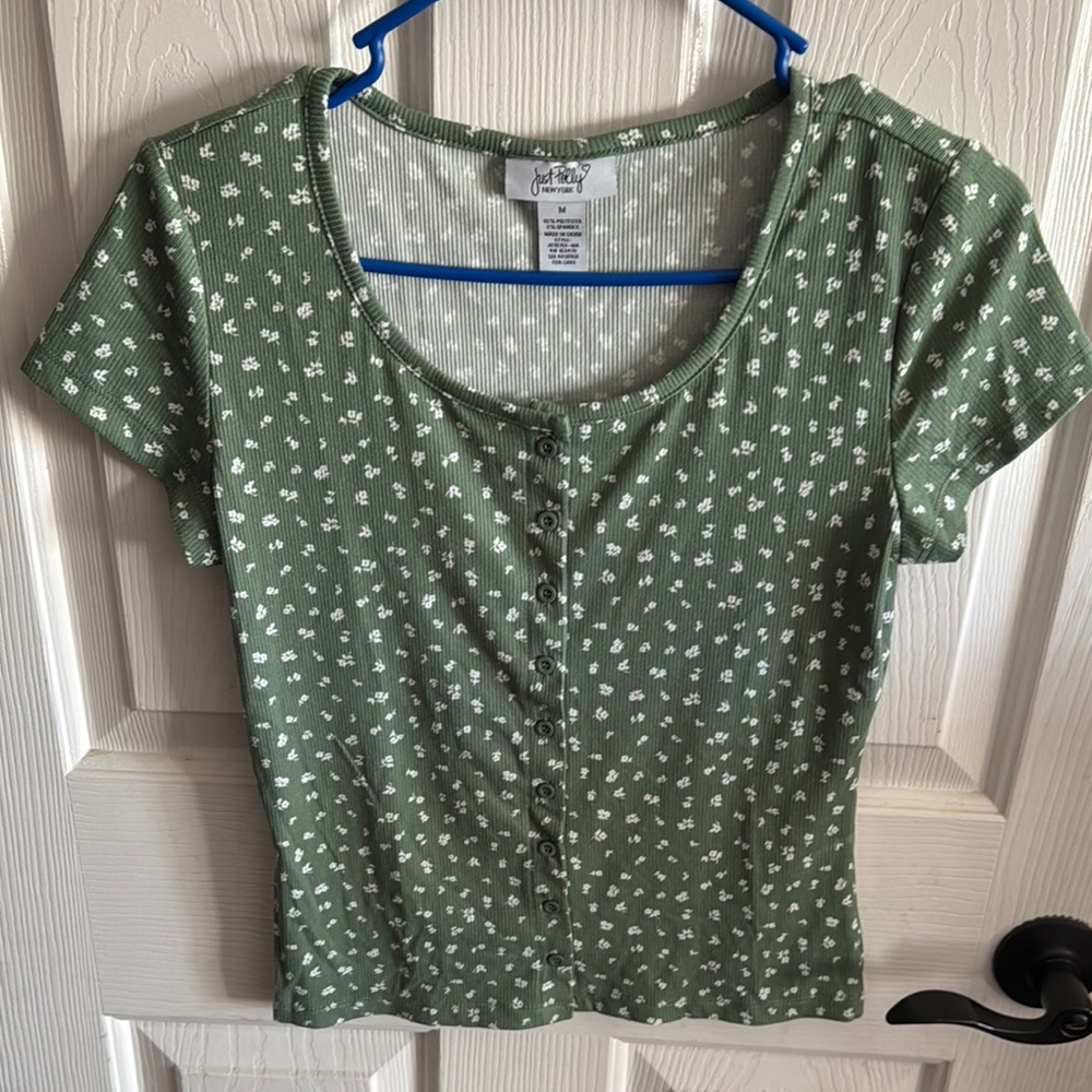 Green Floral Button-Up Top